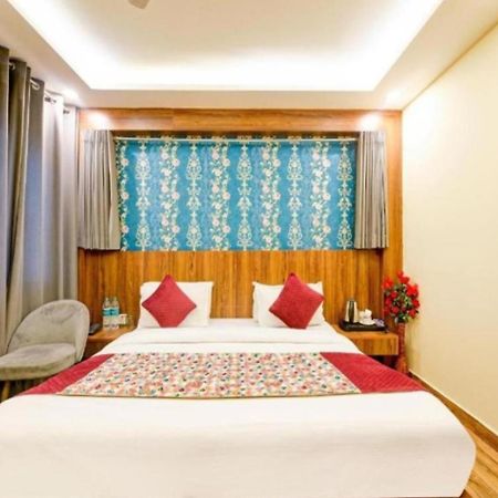 Hotel Vijaydeep Palace Near Delhi Airport New Delhi Exteriör bild