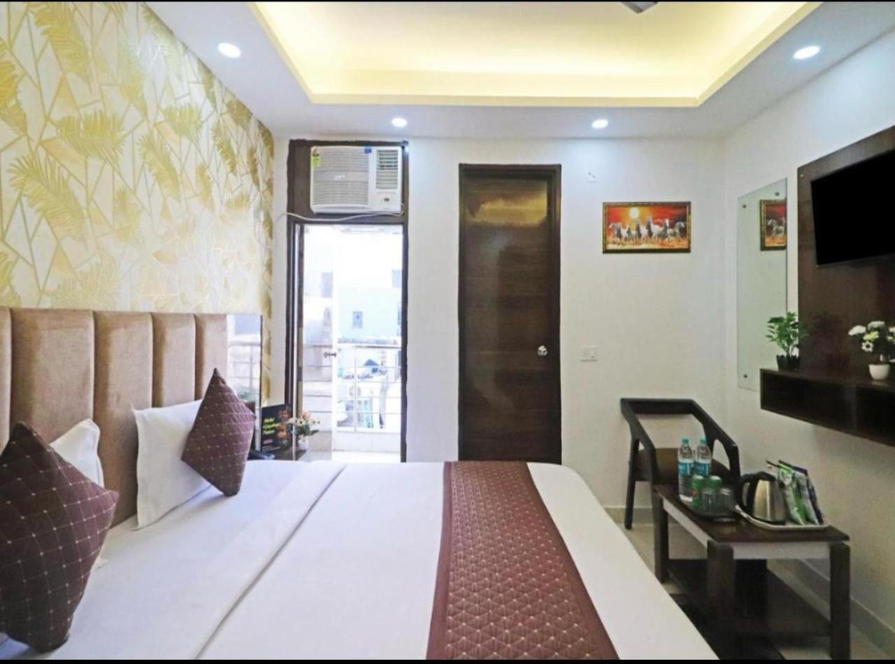 Hotel Vijaydeep Palace Near Delhi Airport New Delhi Exteriör bild