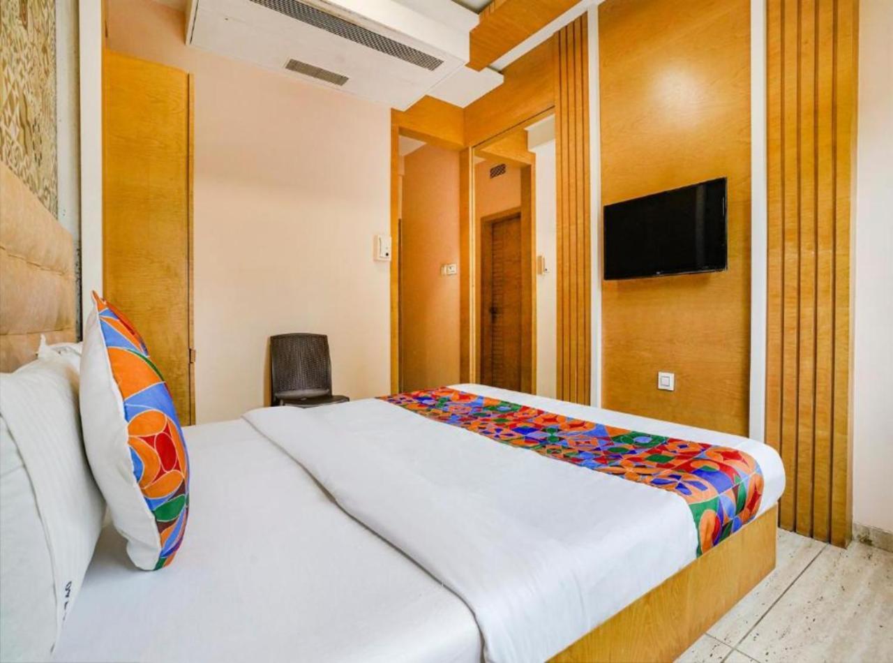 Hotel Vijaydeep Palace Near Delhi Airport New Delhi Exteriör bild