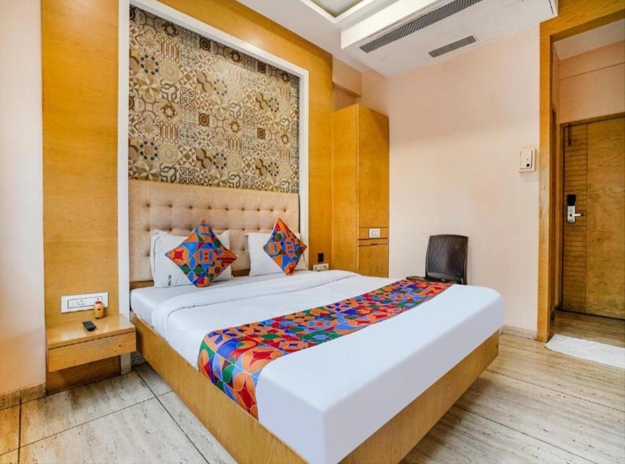 Hotel Vijaydeep Palace Near Delhi Airport New Delhi Exteriör bild