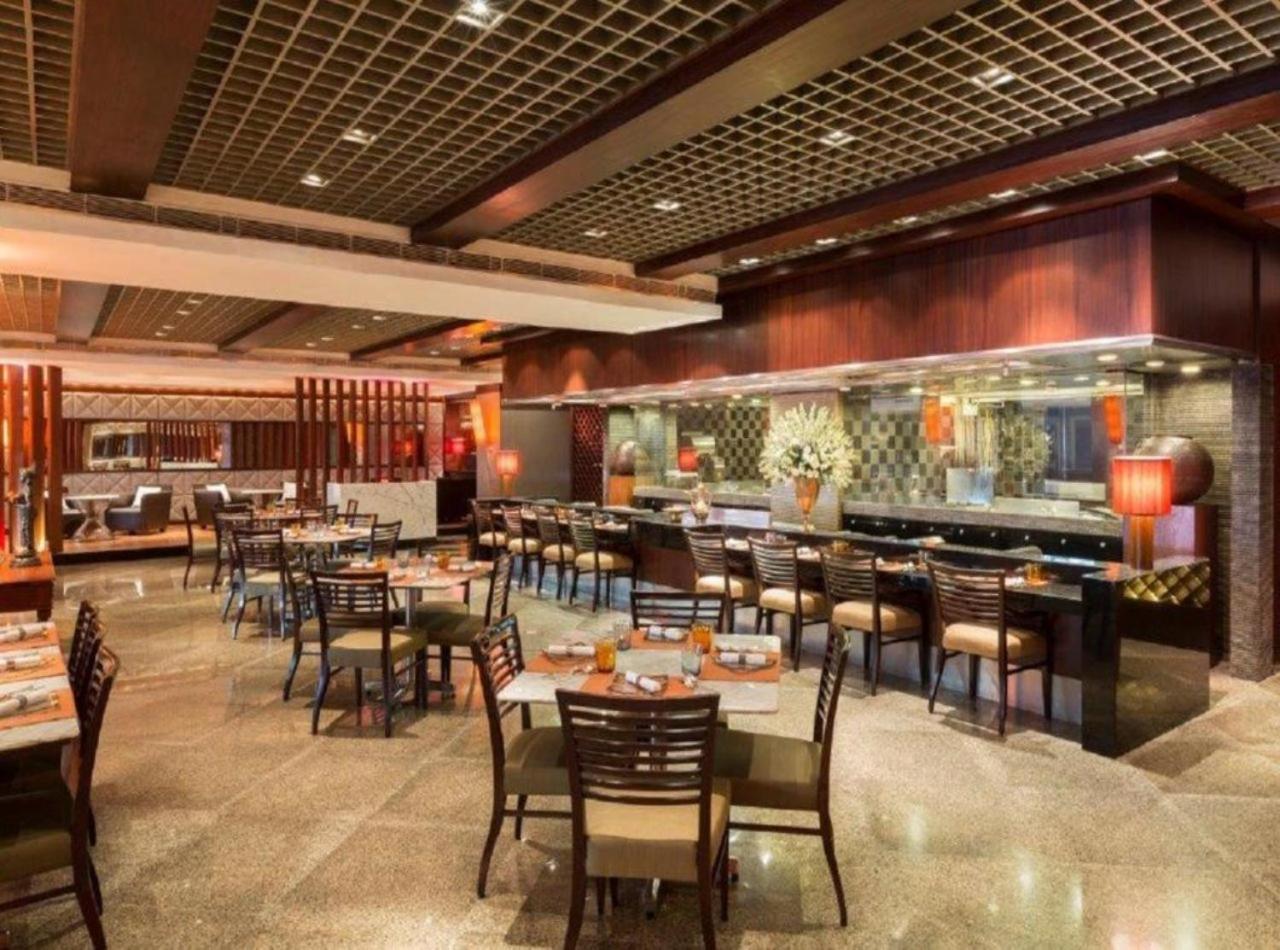 Hotel Vijaydeep Palace Near Delhi Airport New Delhi Exteriör bild