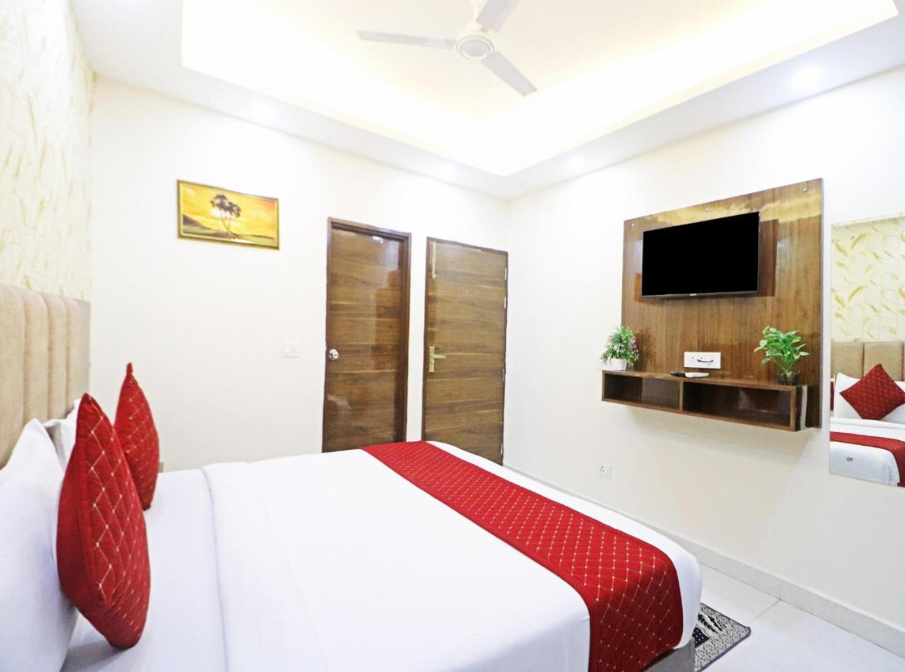 Hotel Vijaydeep Palace Near Delhi Airport New Delhi Exteriör bild