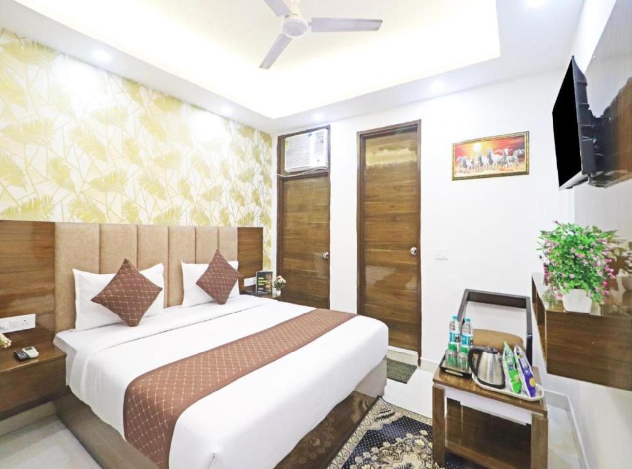 Hotel Vijaydeep Palace Near Delhi Airport New Delhi Exteriör bild